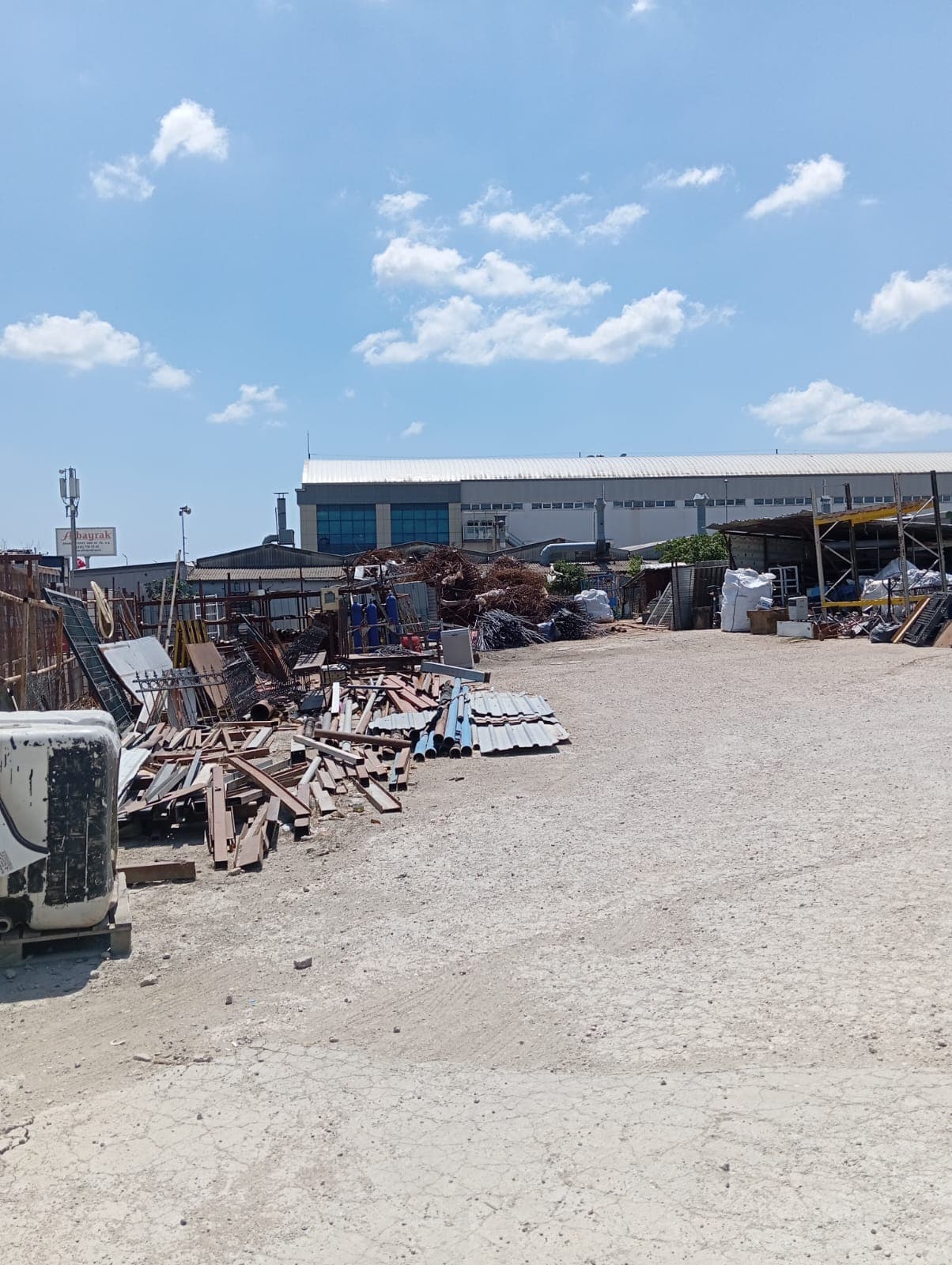 Demtaş Hurda - Silivri Hurda Depolama ve Ayrıştırma Sahası